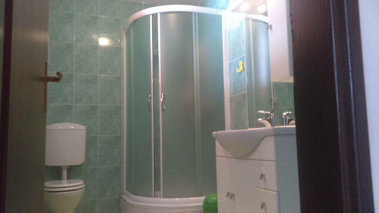 Apartment Petrovic Szluin Kültér fotó